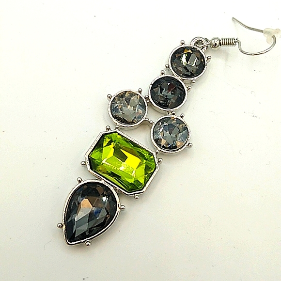 Rhinestone Dangle Drop Earrings Emerald Round Teardrop Rhinestone Earrings - Picture 2 of 7